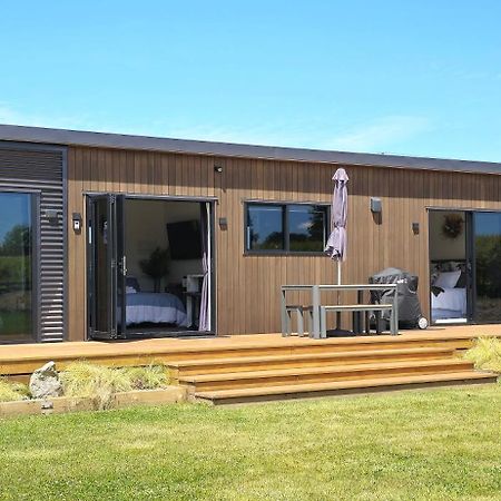 Peaceful On Pembroke Villa Stratford Exterior photo